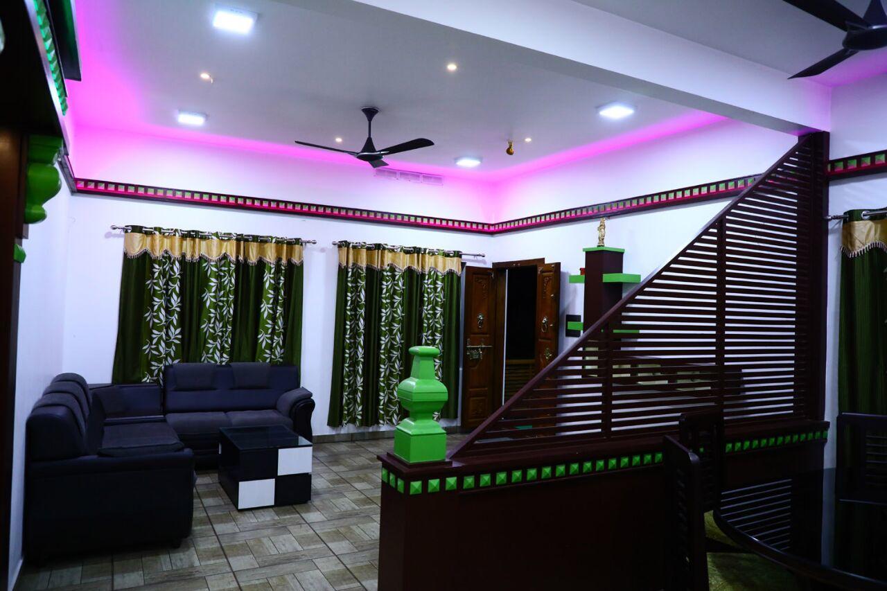 Sri Lakshmi Gardens Hotel Thekkady Exterior foto